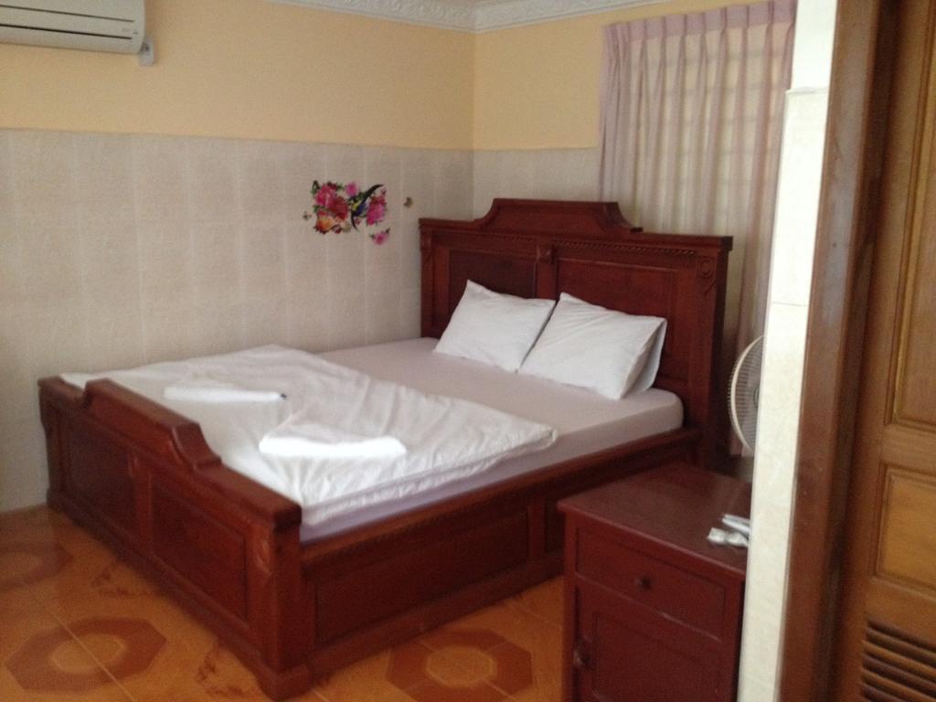 139 Guest House Phnom-Penh Buitenkant foto