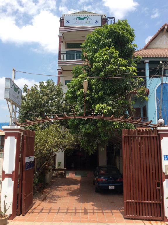 139 Guest House Phnom-Penh Buitenkant foto