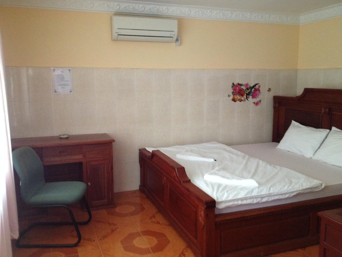 139 Guest House Phnom-Penh Buitenkant foto