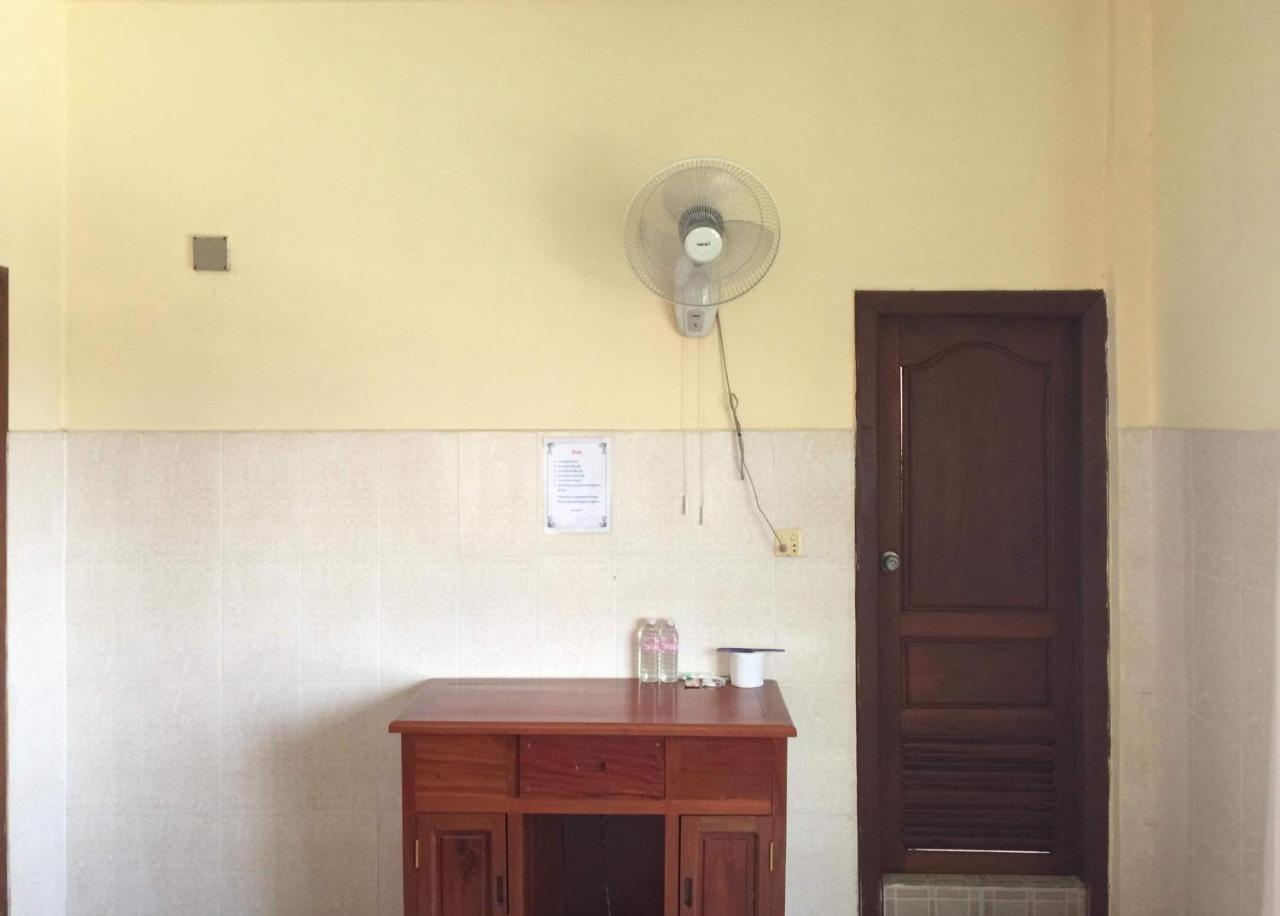 139 Guest House Phnom-Penh Buitenkant foto